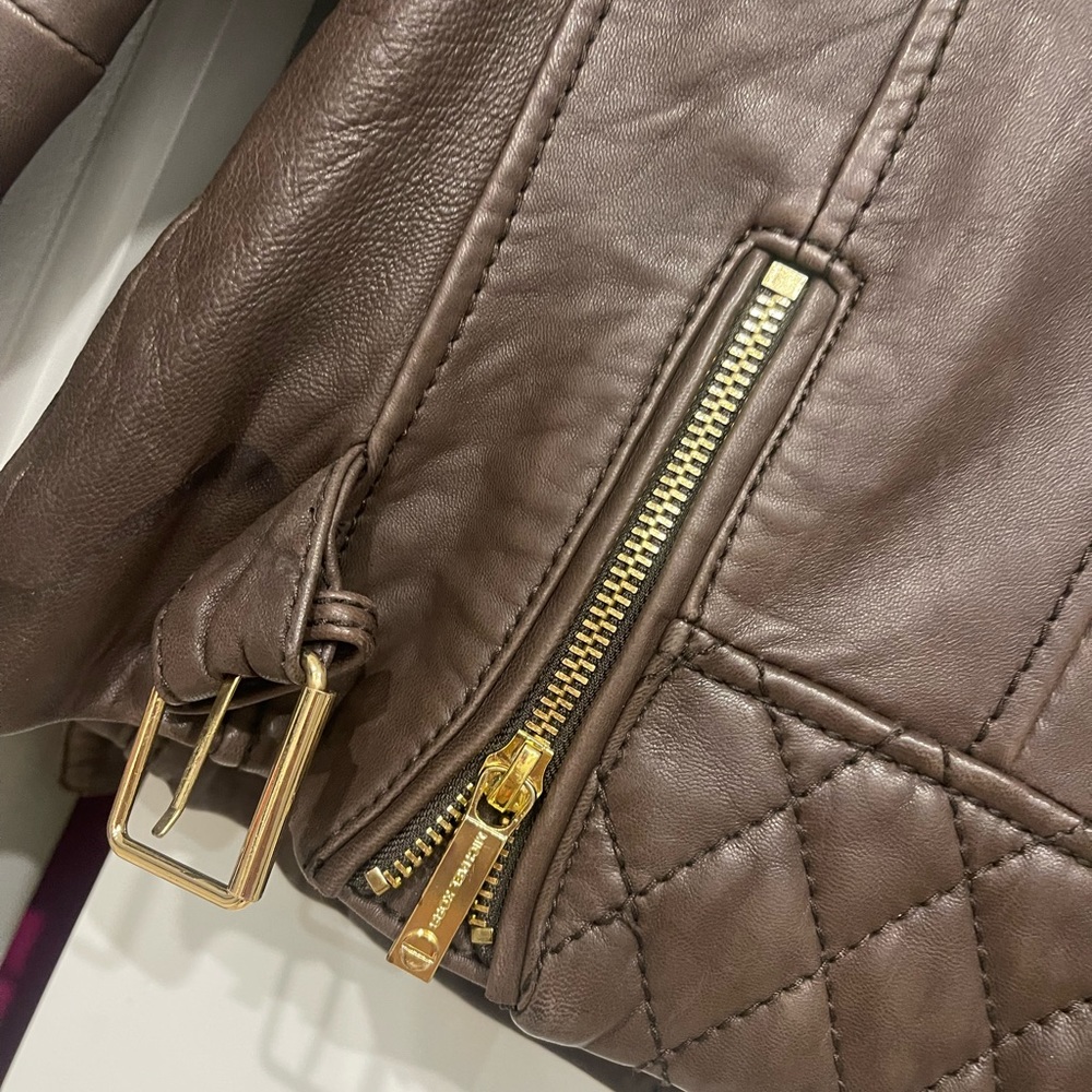 MICHAEL KORS BROWN LEATHER QUILTED MISSY NOTO JACKET 10/10 CONDITION - Picture 9 of 10